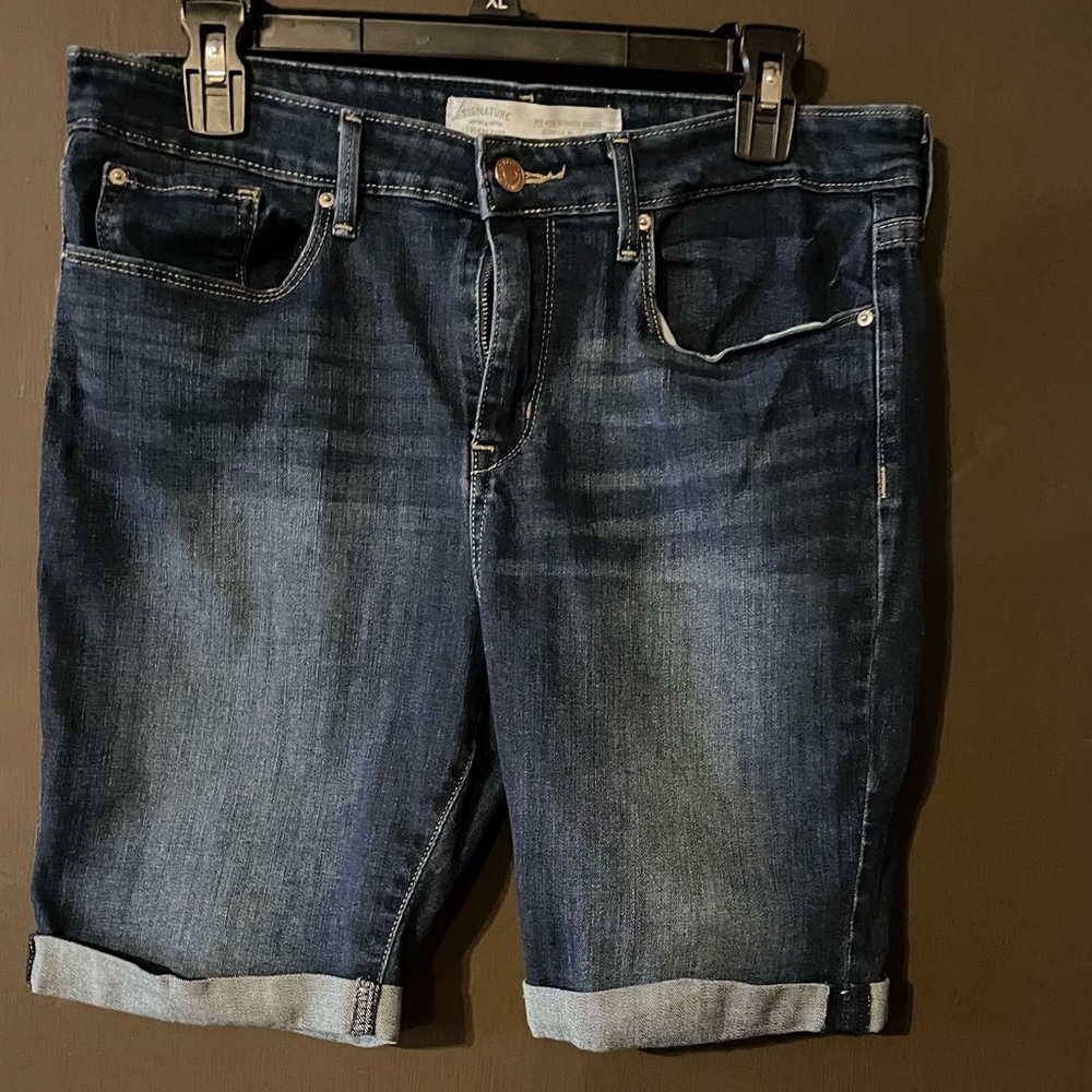 GUC Levi Strauss Signature mid-rise Bermuda shorts size 12 31 waist